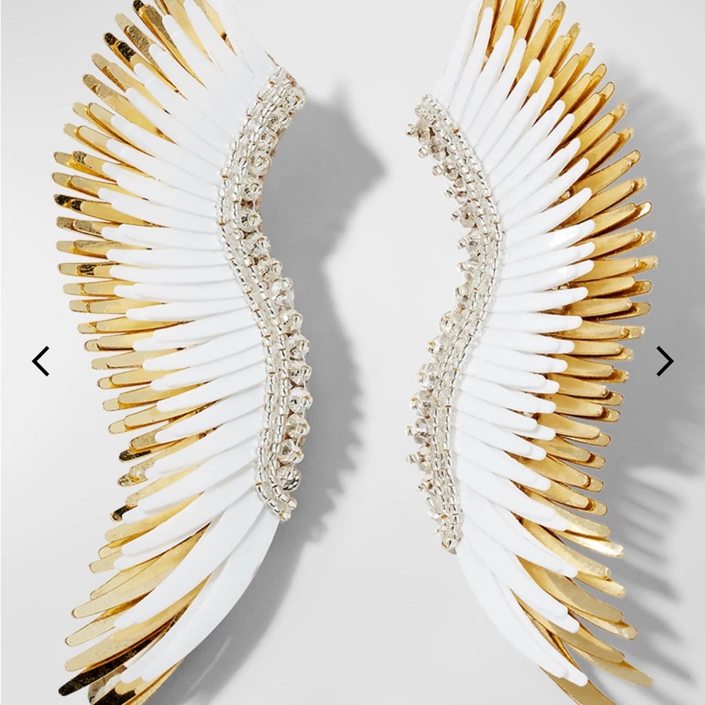 Mignonne Gavigan
Madeline Beaded Statement Earrings, White/Golden